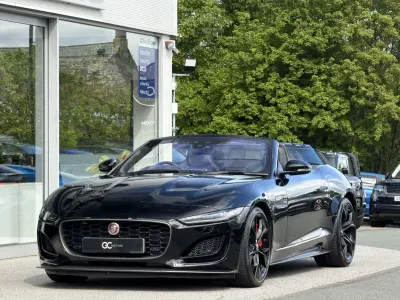 Usado Jaguar F-Type First Edition 450 CV (330 kW) 2021 Negro Descapotable