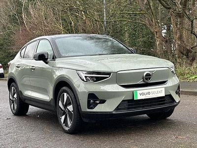 Green New 2025 Volvo EC40 Plus SUV | £31,900 (Super price)