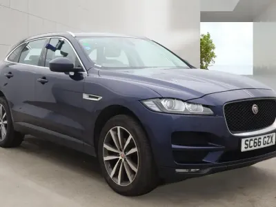 Used Jaguar F-Pace Portfolio 180 HP (132 kW) 2017 Blue SUV