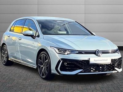 Second-hand VW Golf VIII R-line 150 CP (110 kW) 2025 Albastru Hatchback