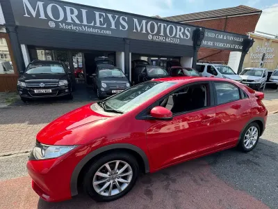 Used Honda Civic SE 100 HP (73 kW) 2012 Red Hatchback