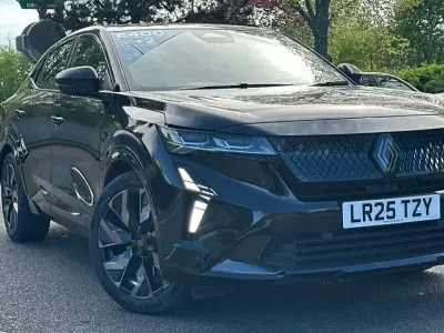 Usado Renault Rafale Techno Esprit Alpine 300 HP (220 kW) 2025 Preto SUV