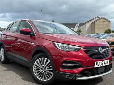 Used Vauxhall Grandland X Business Edition 130 HP (95 kW) 2020 Red SUV