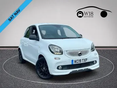 Used Smart ForFour 71 HP (52 kW) 2019 White Hatchback