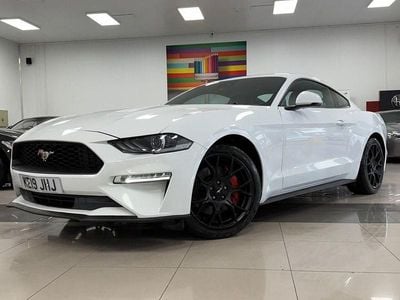 Used Ford Mustang Fastback 290 HP (213 kW) 2019 White Coupe