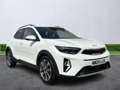 Used Kia Stonic 2024 White SUV
