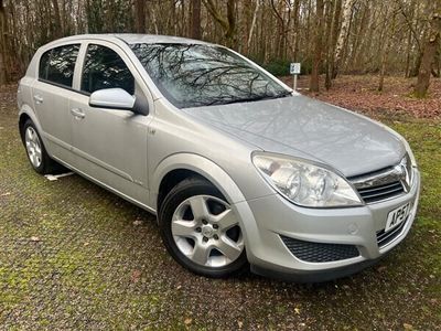 used Vauxhall Astra 1.6i 16v Club 5dr