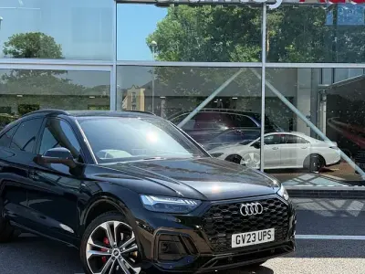 Begagnad Audi Q5 Sportback 204 HK (150 kW) 2023 SUV