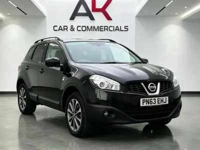 Used Nissan Qashqai 360º 110 HP (80 kW) 2013 Black SUV