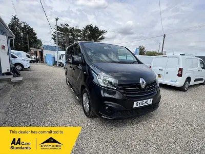 Used Renault Trafic 2016 Black MPV