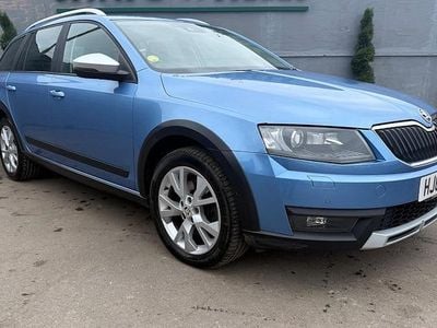 Used Skoda Octavia Scout 184 HP (135 kW) 2016 Estate