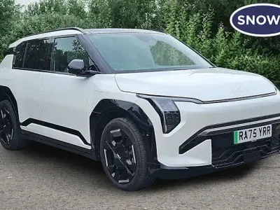 Used Kia EV3 GT-Line S 150 kW (204 HP) 2026 White SUV