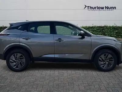 Used Nissan Qashqai Acenta Premium 140 HP (102 kW) 2023 Grey SUV
