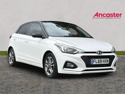 Used Hyundai i20 99 HP (72 kW) 2019 White Hatchback