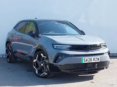 Nowe Vauxhall Mokka GSe 205 kW (280 KM) 2026 Szary SUV
