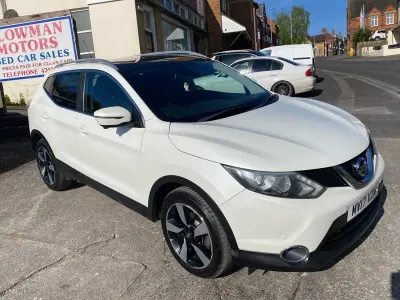 Begagnad Nissan Qashqai N-Connecta 115 HK (84 kW) 2017 Vit SUV