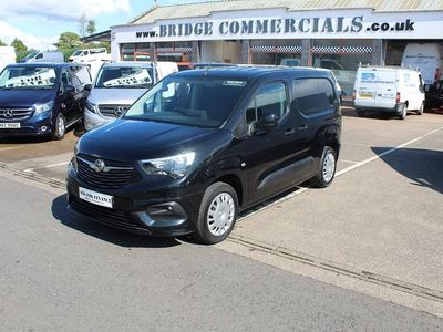 Black Used 2022 Vauxhall Combo Sportive MPV | £11,195 (A bit pricey)