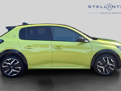 Used Peugeot 208 GT 143 HP (105 kW) 2025 Yellow Hatchback