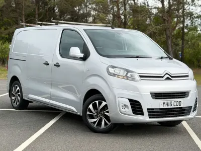 Używany Citroën Dispatch 2016 Srebrny Minivan