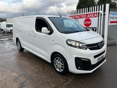 White Used 2021 Vauxhall Vivaro Sportive MPV | £6,295