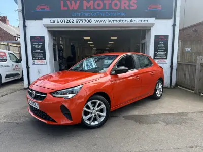 Usado Vauxhall Corsa 75 CV (55 kW) 2020 Naranja Utilitario
