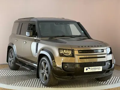 Used Land Rover Defender HSE Dynamic 345 HP (253 kW) 2025 Brown SUV