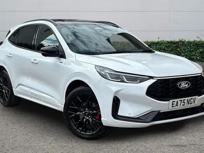 Used Ford Kuga ST-Line X 242 HP (177 kW) 2025 White SUV