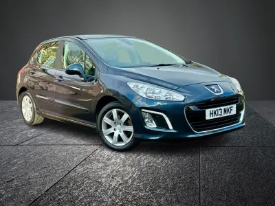 Używany Peugeot 308 Active 92 KM (67 kW) 2013 Niebieski Hatchback