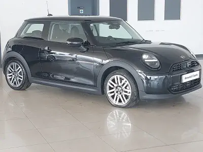 Used Mini Cooper Classic 114 kW (156 HP) 2025 Black Hatchback