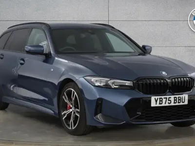Used BMW 320 M Sport 181 HP (133 kW) 2025 Blue Estate