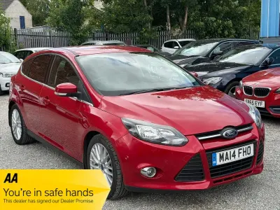 Used Ford Focus Zetec 2014 Red Hatchback