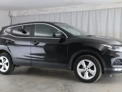 Used Nissan Qashqai Acenta Premium 2021 Black SUV
