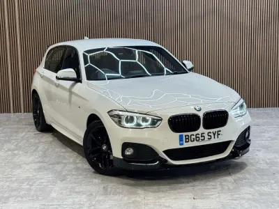 Begagnad BMW 120 M Sport 2015 Vit Halvkombi