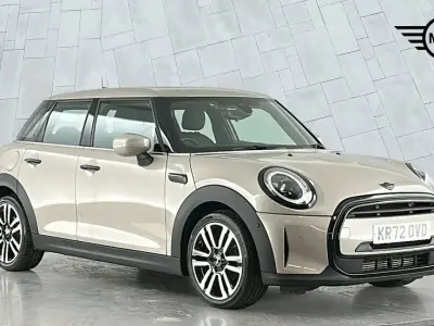 Używany Mini Cooper Exclusive 134 KM (98 kW) 2022 Szary Hatchback