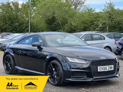 Usado Audi TT S-Line 230 HP (169 kW) 2016 Preto Coupé