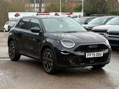 New Fiat 600 La Prima 136 HP (100 kW) 2025 Black SUV