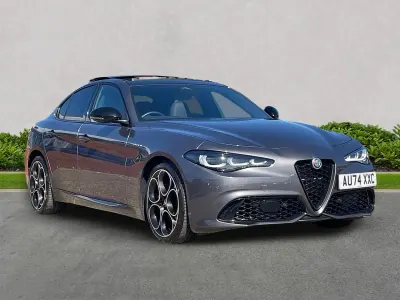 Begagnad Alfa Romeo Giulia Saloon Sprint 280 HK (205 kW) 2024 Grå Sedan