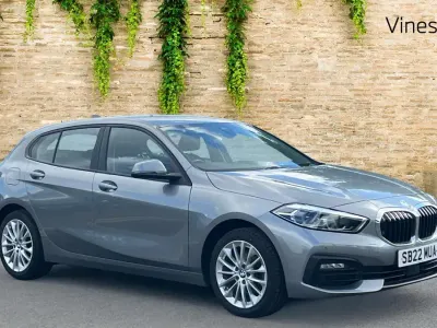 Used BMW 118 Comfort Edition 134 HP (98 kW) 2022 Grey Hatchback