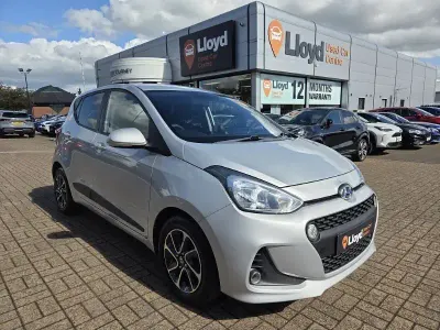 Used Hyundai i10 Premium 2018 Silver Hatchback