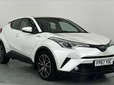 Used Toyota C-HR 122 HP (89 kW) 2017 White SUV
