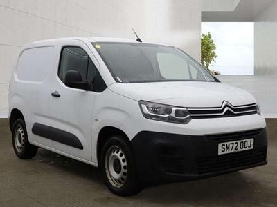 Used Citroën Berlingo 100 HP (73 kW) 2022 White MPV