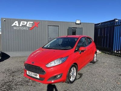 Used Ford Fiesta Zetec 82 HP (60 kW) 2013 Red Hatchback