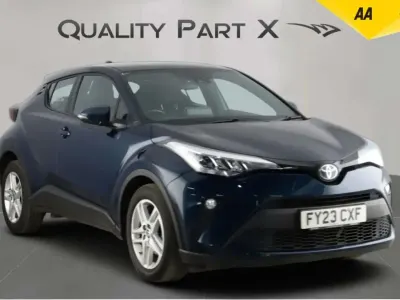 Second-hand Toyota C-HR 122 CP (89 kW) 2023 Albastru SUV