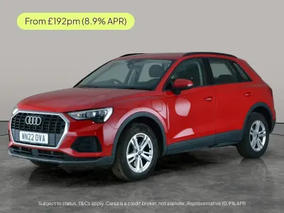 Używany Audi Q3 Advanced 2022 Czerwony SUV