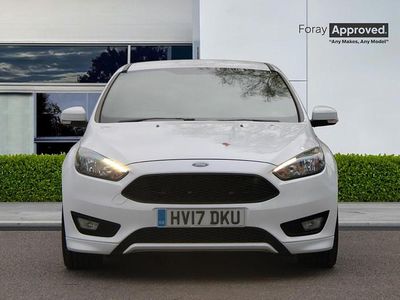 Usado Ford Focus ST-Line 120 HP (88 kW) 2017 Branco Citadino