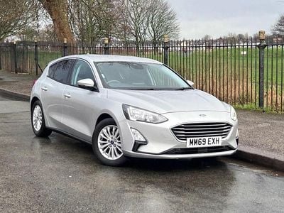 Used Ford Focus Titanium 125 HP (91 kW) 2019 Silver Hatchback