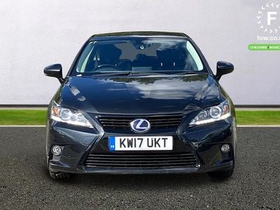 Lexus CT200h
