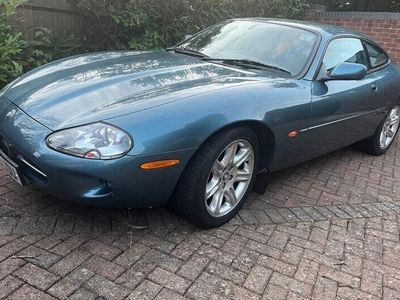 Jaguar XK8