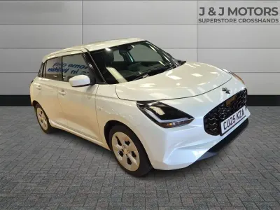 Used Suzuki Swift 82 HP (60 kW) 2025 White Hatchback