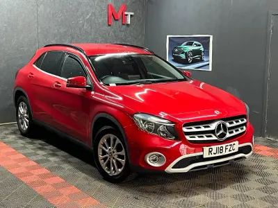 Used Mercedes GLA200 Executive 156 HP (114 kW) 2018 Red SUV